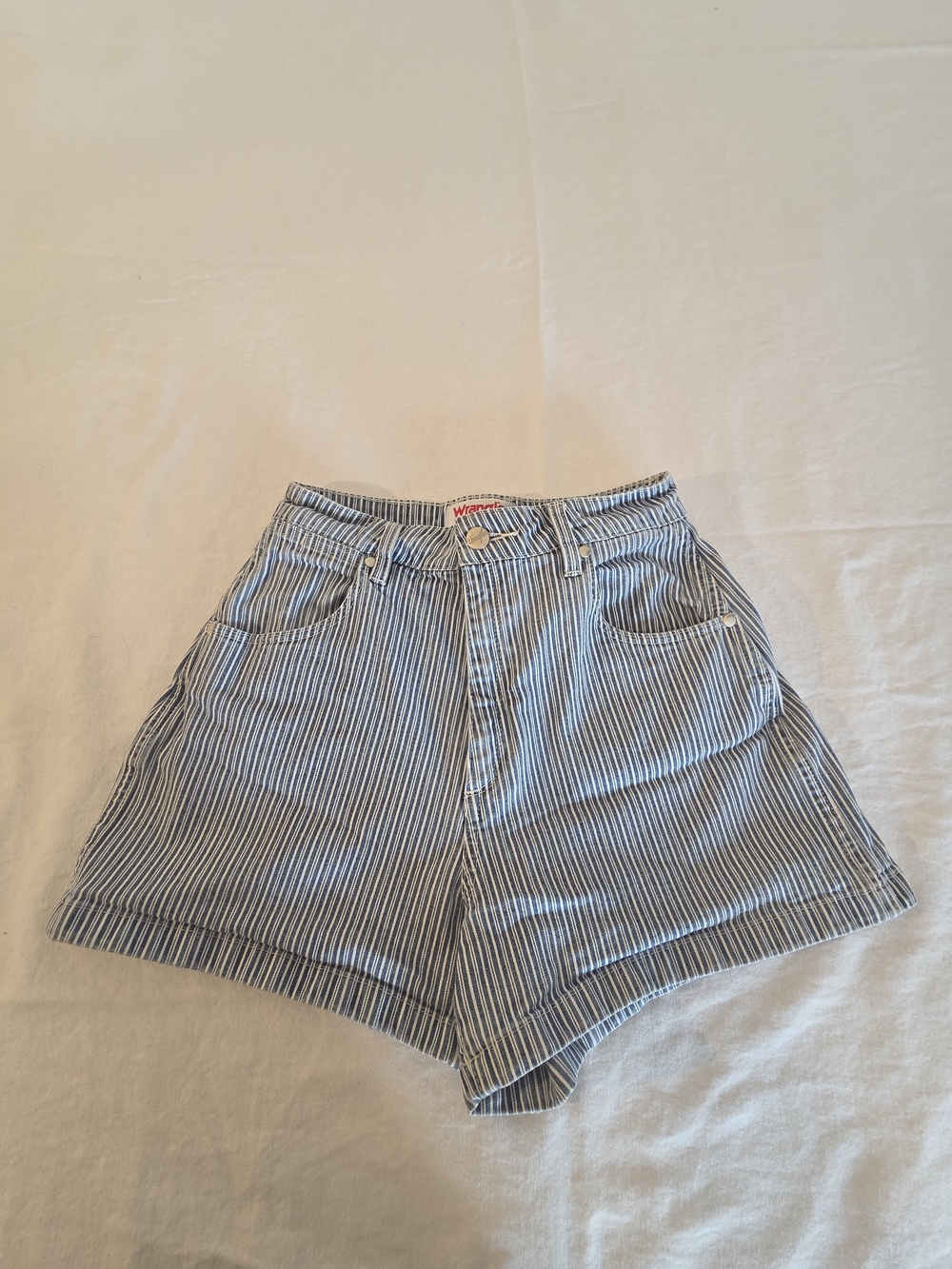 Wrangler Hi Bells High-Waist Blue and White Stripe Women’s Shorts. Waist 25